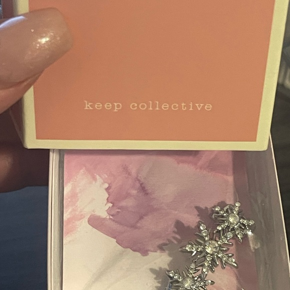 Keep Collective Snowflake Trio Focal Charm - Picture 3 of 3